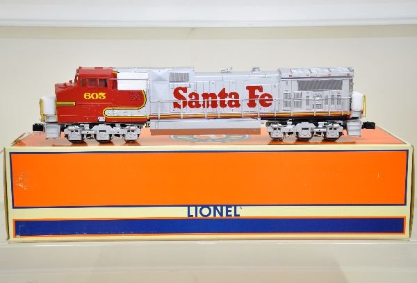 Lionel 18254 SF Dash-9 Diesel: Equipped with dual motors, Command, RailSounds, TowerCom, CrewTalk, Ditch & directional lighting & more. It has been lightly run with box, C8+