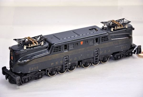Clean Lionel 2332 PRR GG1 Electric: Green, 5-striped, clean & shiny. The stripes are 95% with nice decals, but shows light to moderate playwear, C6+-7