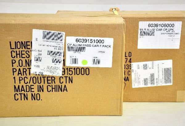 2 Lionel CP Extension Car Sets: Includes 39151 baggage/diner set & 39106 2 Pullman set. Both are factory sealed in shippers, C10