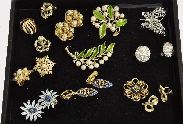 Signed Vintage Costume Jewelry: Includes Trafari ring & snowflake earrings; Marvella earrings; Monet silver colored butterfly pin & earring set; Coro (Cohen & Rosenberg) floral broach & bow earrings; 2 pretty J.J. pearl style pins;