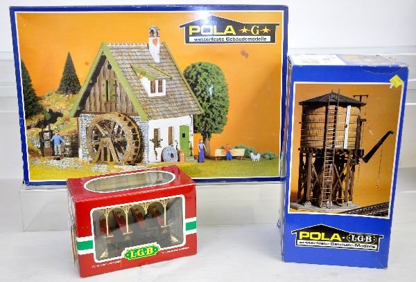 3 Pc G Gauge Lot: Includes Pola 935 operating water mill kit; Pola 923 water tank kit & an LGB 31430 open tourist wagon. All appear like new with boxes, C9 (heavy)
