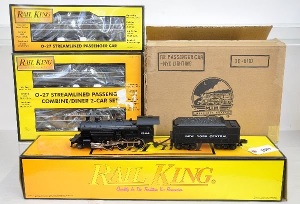 MTH RailKing NYC Steam Passenger Set: Includes 30-1158-0 Mogul with smoke, light & whistle, shows runtime; streamline passenger cars 30-6110 4-car set, plus 30-6084 combine/diner set, unrun. All have boxes, C7+-9. Some boxes in this lot m