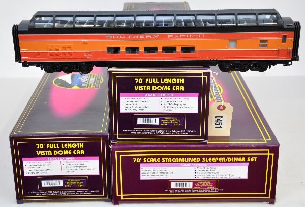 MTH SP Daylight Extension Passenger Cars: 042. All 70 ft streamline ABS cars, 2 #20-6719 full vista-dome & 20-6683 sleeper/diner set. All are unrun with boxes, C9. Some boxes in this lot may have light to moderate basement smell