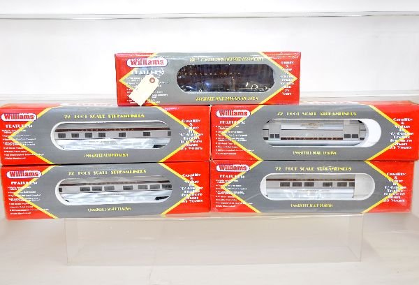 5 Pc Williams PRR Passenger Set: 042. Includes an SD-45 with dual motors & electronic horn, factory sealed, C10; 4- 72 foot ABS streamline cars, baggage with dirty box; 2 vista-domes, 1 sealed; Diner. All are unrun with boxes, C9-10.