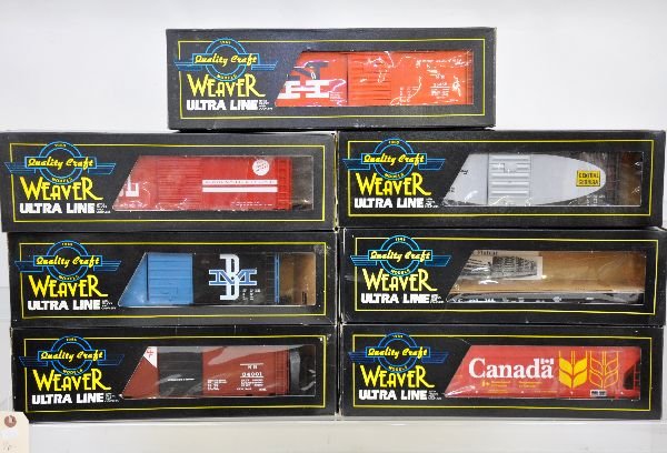 7 Weaver Freight Cars: Includes 2 NH, B&M, M&StL; C of G boxcars; NYC flat & CN cylinder hopper. All appear unrun with boxes, C9