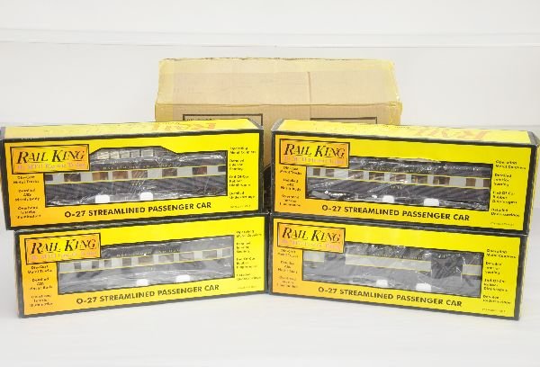 MTH RailKing 30-6111 B&O Passenger cars: 4-car streamline set, unrun in boxes with shipper, C9. Boxes in this lot may have light to moderate basement smell