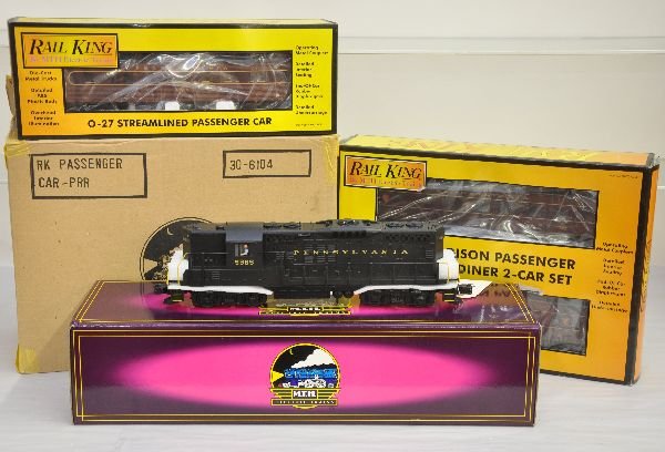 MTH PRR Passenger Set: 20-2210-1 GP-7 diesel with dual motors, directional lighting; ProtoSounds with squeaking brakes & freight yard sounds; RailKing streamline passenger cars 30-6104 with mismatched 30-6238 PRR Madison co