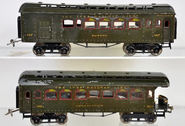 Ives 187 & 189 Passenger Cars: ST GA. Clean & shiny large cars with nice lettering. They only show light to moderate playwear, but one roof needs assembly, otherwise C7-
