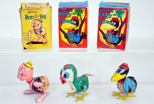 3 Boxed Marx Tin Toys: All litho tin, 4 1/2" tall, including Cary the crow; Patsy the pig & Billy the bird. All mechanisms are functional. They are clean & shiny, showing light wear with boxes, C8-9