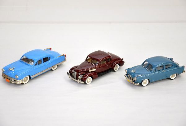 3 Brooklin Vehicles: 1:43 scale. Includes a #115a 1952 Allstate 115 Deluxe Coupe; #132 La Salle 5-window coupe; #29 1953 Kaiser Manhattan. All appear like new, but may be missing minor trim parts, C9
