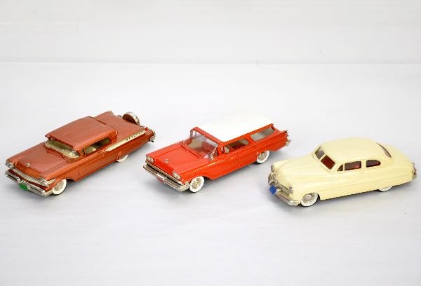 3 Brooklin Mercurys: 1:43 scale. Includes #28 1957 Turnpike Cruiser; #77 1959 Commuter Wagon; #15 1949 2-door Coupe. All appear like new, but may be missing minor trim parts, C9