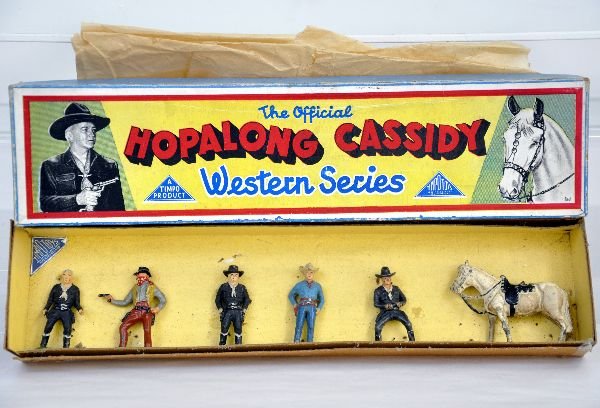 Rare Timpo Hopalong Cassidy Set: Side label missing, so this is how the consignor had it. Includes William Boyd without hat; Bandit; William Boyd ready to draw; California; William Boyd & Topper. All show light to moderate playwear w