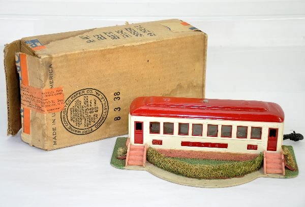 Boxed Lionel 442 Diner: This example is clean & shiny, only missing the 1/2 of one side tree. It has its bottom label and a square original box, C7-7+