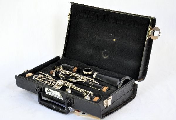 Vito Reso-Toni Model 7214 B45 Clarinet: Gloss black finish. Shows moderate play wear. Light scratches throughout. All cork appears to be intact as well as all other components. Includes hard-shell case. Examine photos or call for more infor