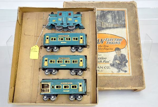 Boxed Dorfan Blue Streak Set 265: Scarce set! Includes a scarce 52 electric. Has its top trim, but missing its motor parts. The castings are fairly straight, but show fatigue; Seattle coach; Boston coach & observation. Cars are deluxe