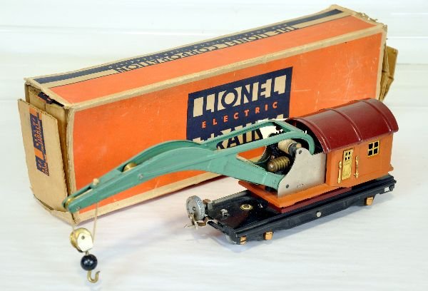 Nice Boxed Lionel 810 Crane: Clean with intact gears. Unhandled patina, later version with nickel name plate on back. 1934 box with insert, missing flaps, C7+