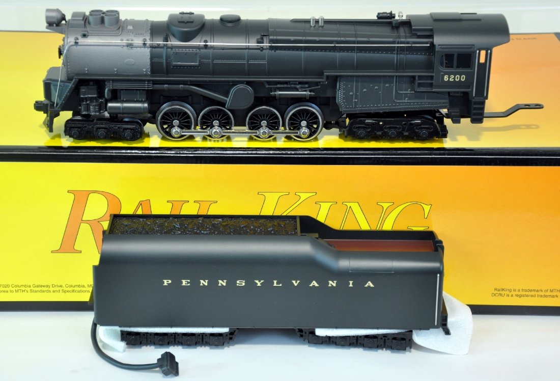 MTH RailKing 30-1149-1 S-2 Turbine: Nice 4-8-4 loco featuring ProtoSmoke & Couplers, ProtoSounds & more! It shows light runtime with C9 bodies & setbox