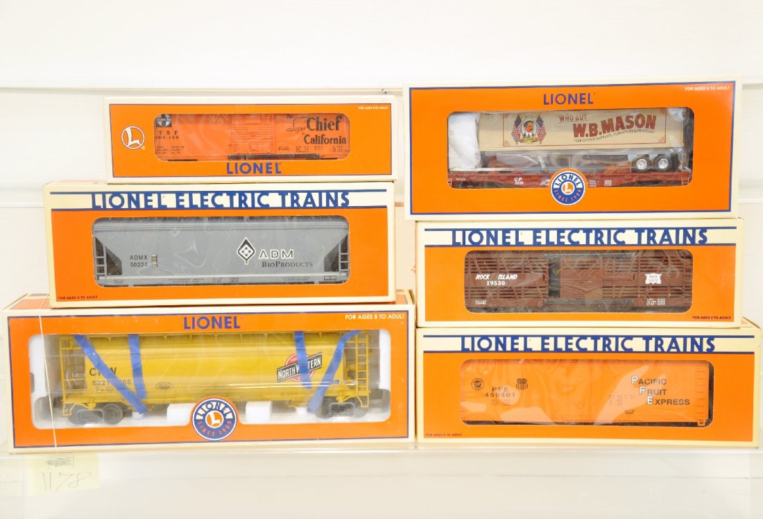 6 LN Lionel Freight Cars: Includes 52379 WC Mason trailer flat (NETCA); 17306 PFE reefer; 19282 SF boxcar; 19350 RI stock car; 52215 C&NW Cylindrical hopper; 17118 Archer daniels ACL hopper, all are like new with boxes, C9-10