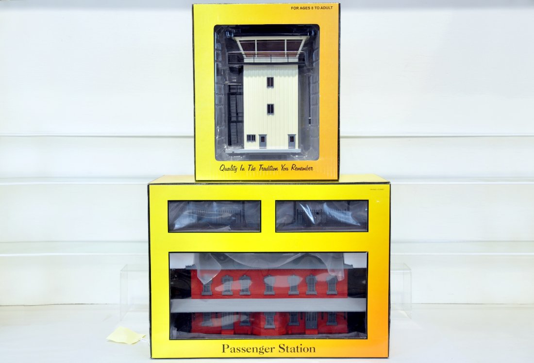 Rail King Building Lot: Includes O Scale Yard Master Tower 30-11027 and Passenger Stations w/ Platforms Red w/ Gray Windows 30-9014