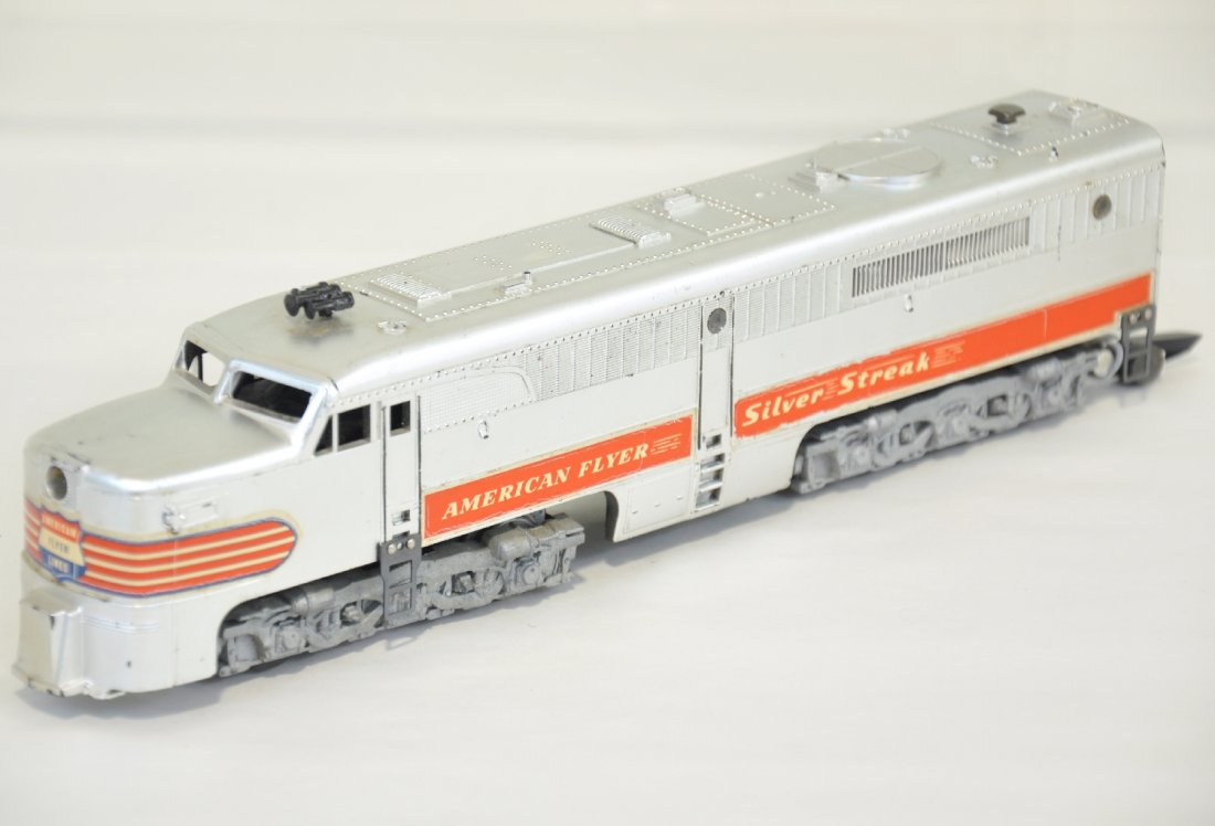 American Flyer 405 Silver Streak PA Alco: S Gauge. Clean with satin finish. Much nicer than normal, only showing light to moderate playwear, C6+-7