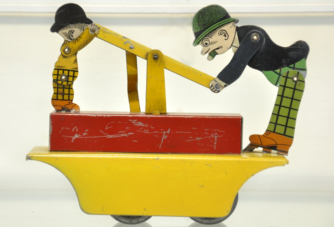 Marx Moon Mullins & KO Handcar: Lithographed tin & pressed steel, mechanism is functional. It is clean & shiny, showing moderate playwear, C6-
