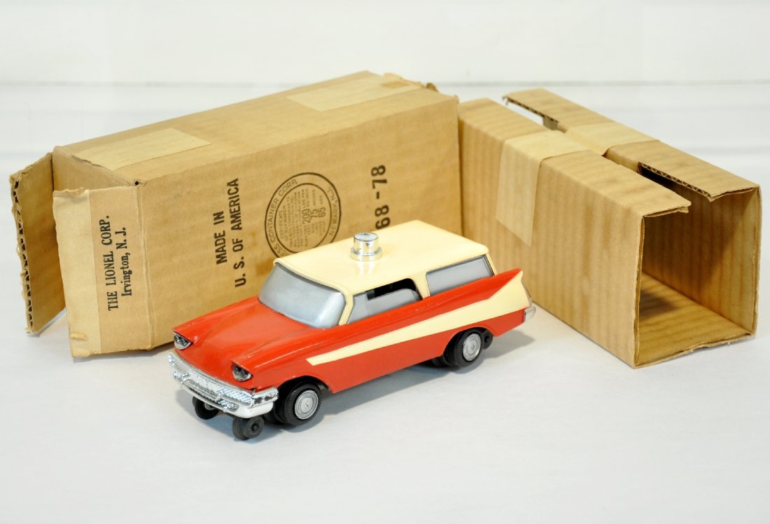 Clean Boxed Lionel 68 Inspection Car: Nice chrome and windows, with a small rub on dome switch. It shows light playwear with bricky box and 1 insert, C7+
