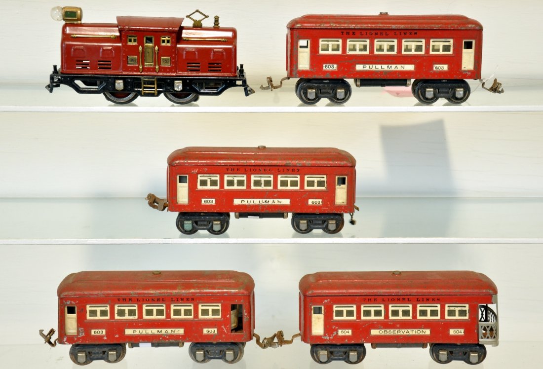 5Pc Lionel Passenger Set: Includes a restored 252 electric loco; 3 #603 Pullmans; 604 observation. Cars show moderate to heavy playwear with nice lettering, C5