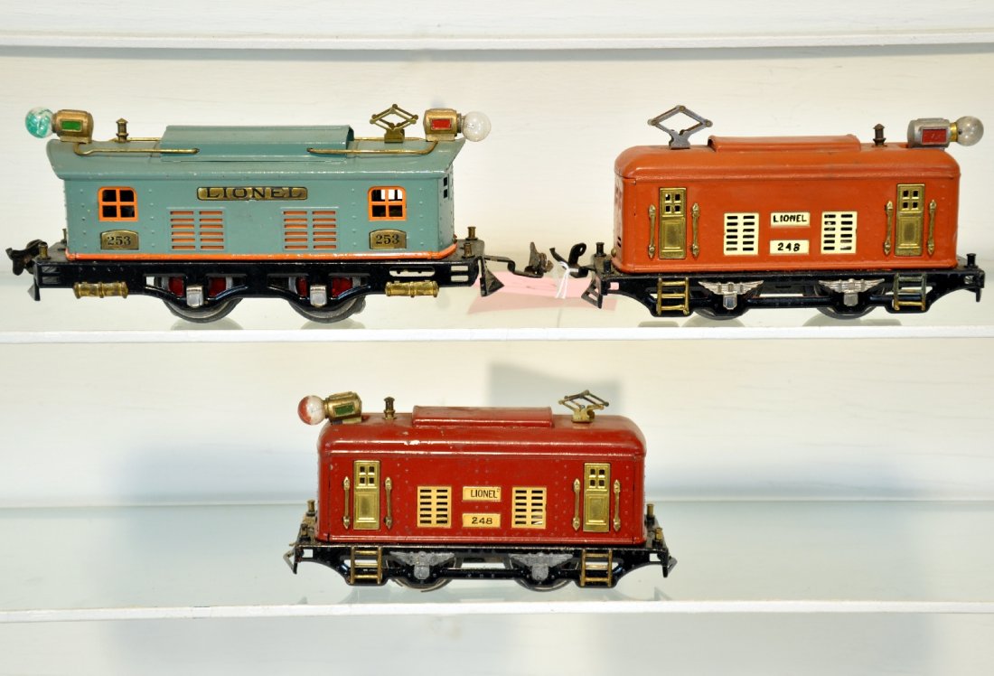 3 Restored Lionel Box Cab Electrics: Includes 2 #248 locos & and a 253E with E-unit reverse. All nicely done to C7+ ish