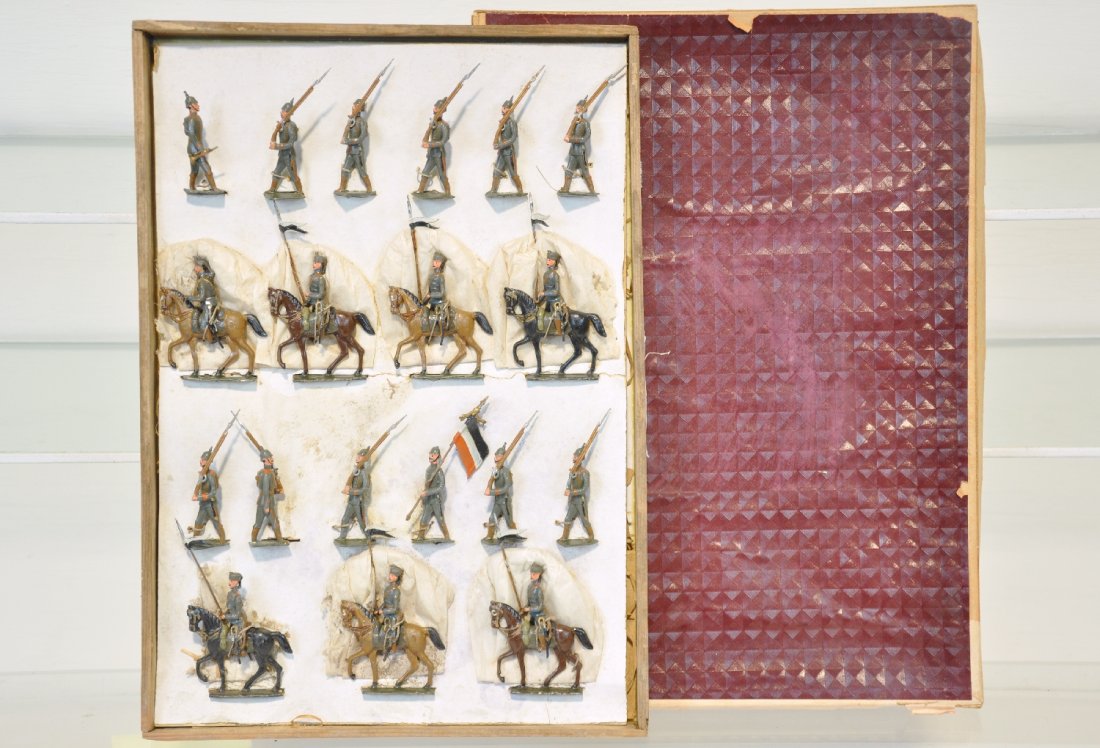 Large Boxed Heyde Prussian Infantry & Cavalry: All original owner sets, bought from World War Toy Soldier Co., Brooklyn, NY in 1934. Includes a 19pc set with soldiers marching; officer; bugler & flag bearer; plus 7 mounted including 5 walking with