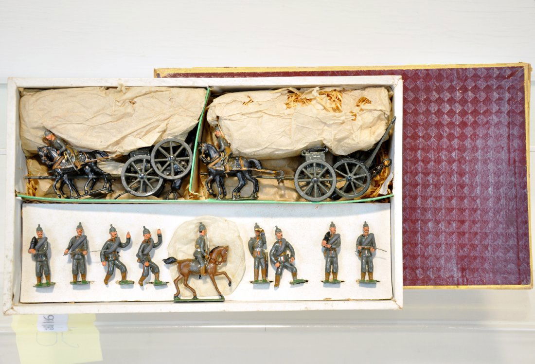 Boxed Heyde Set 530 German Artillery Set: All original owner sets, bought from World War Toy Soldier Co., Brooklyn, NY in 1934. Artillery in Action set. Includes 2 2-horse caissons action support soldiers and a mounted escort figure, very unu