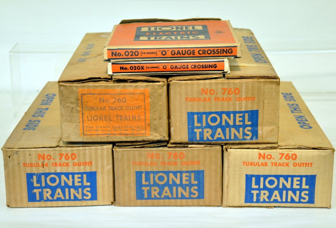 5 Boxed 760 #072 Track: All clean or cleanable, each containing 16 sections or 1- 6' circle. They are clean or cleanable with boxes