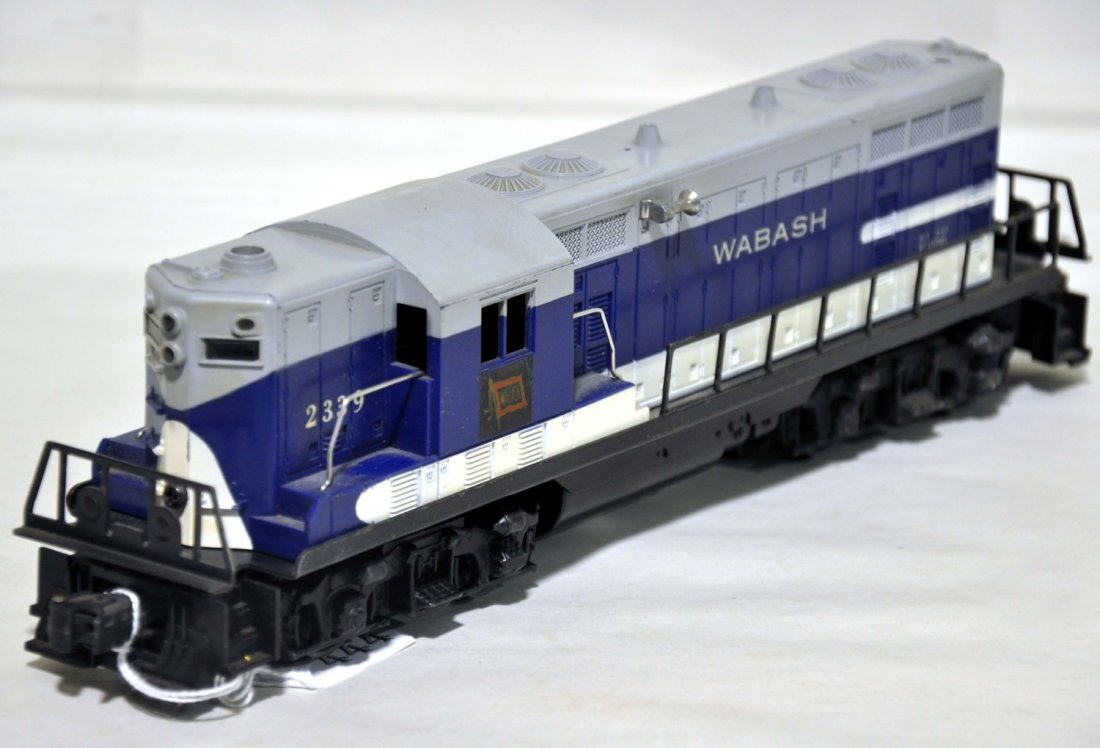 Lionel 2339 Wabash GP7 Diesel: Clean cab with 100% decals. Battery box looks good and unit shows light to moderate playwear, C7-7+