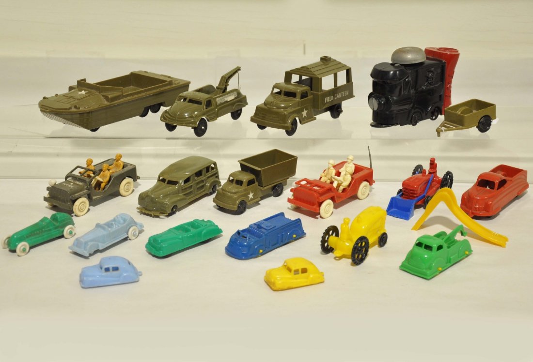 Nice Lot Hard Plastic Vehicles: Includes Pyro DKW; Pyro Canteen truck; Small Pyro open truck; Thomas military wrecker; 2 Ideal jeeps with figures and several other pieces. All appear intact, showing light playwear, C7-8