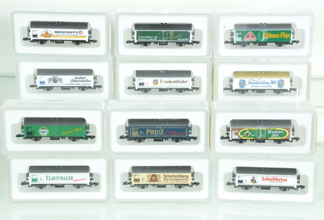 12 Marklin Z Gauge Beer Reefers: Includes 8600 LOW, 8600 ING, 8600 FRA, 8600 BRI, 8600 SCL, 8600 ERD, 8600 CLS, 8600 PRI, 8600 LIC, 8600 FRA, 8600 BOL, 8600 MEI. All appear like new with boxes, most labels replaced, C9-10