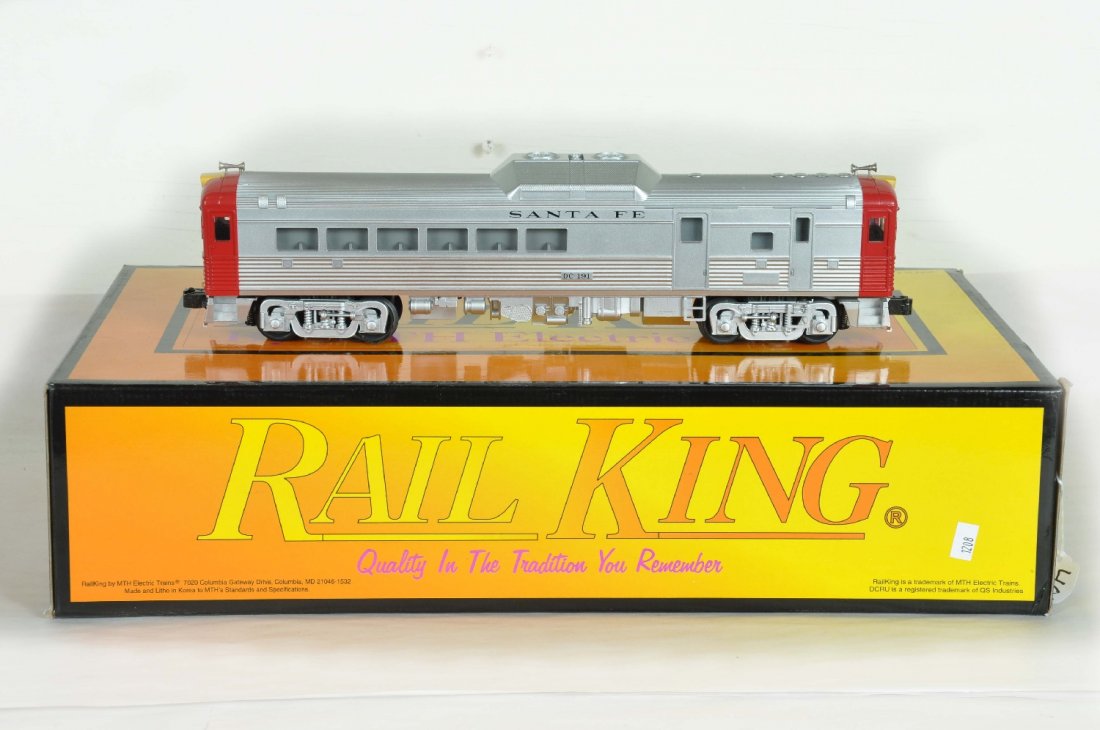 MTH RailKing SF Budd Car Set 30-2145-1: 2-car set with ProtoSounds. It shows light runtime with C9 bodies & box
