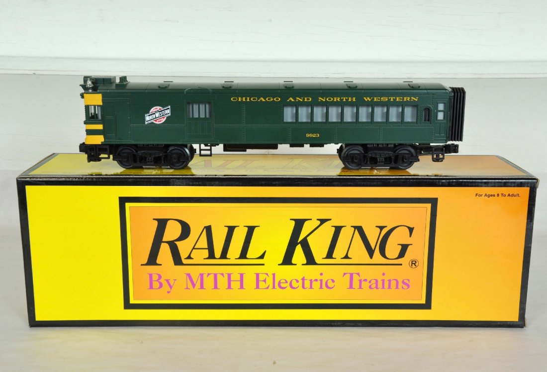 MTH RailKing 30-2159-0 C&NW Doodlebug: Nice motorized unit with horn and box, could use a cleaning. Perfect paint and trim. Wheels appear test track run. C9