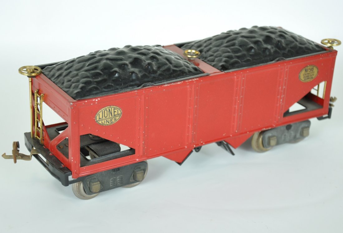 Nice Lionel 516 Hopper: ST. Gauge. Clean with nice unhandled satin patina. It only shows light playwear with light oxidation on nickel parts. Otherwise C7