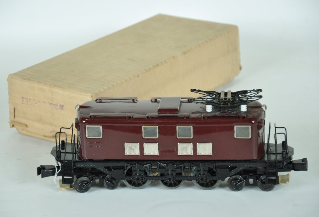 Boxed Sakai O Ga Boxcab Electric: Super 4-6-4 electric with 3 rail motor. It is clean & shiny with a plate reading EB5783. Test run with box, C9