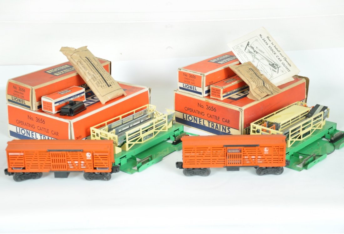 2 Boxed Variations Lionel 3456 Cattle Sets: Includes the scarce 1949 version with orange gates; & 1952 version with price stamp on box. Both are clean & complete. 1949 is C7, other C8 with boxes