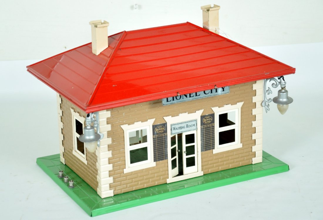 Super Lionel 134 Stop Station: Unusually clean & shiny with original bulbs. It has a few small minor chips, but so much better than average, otherwise C7+