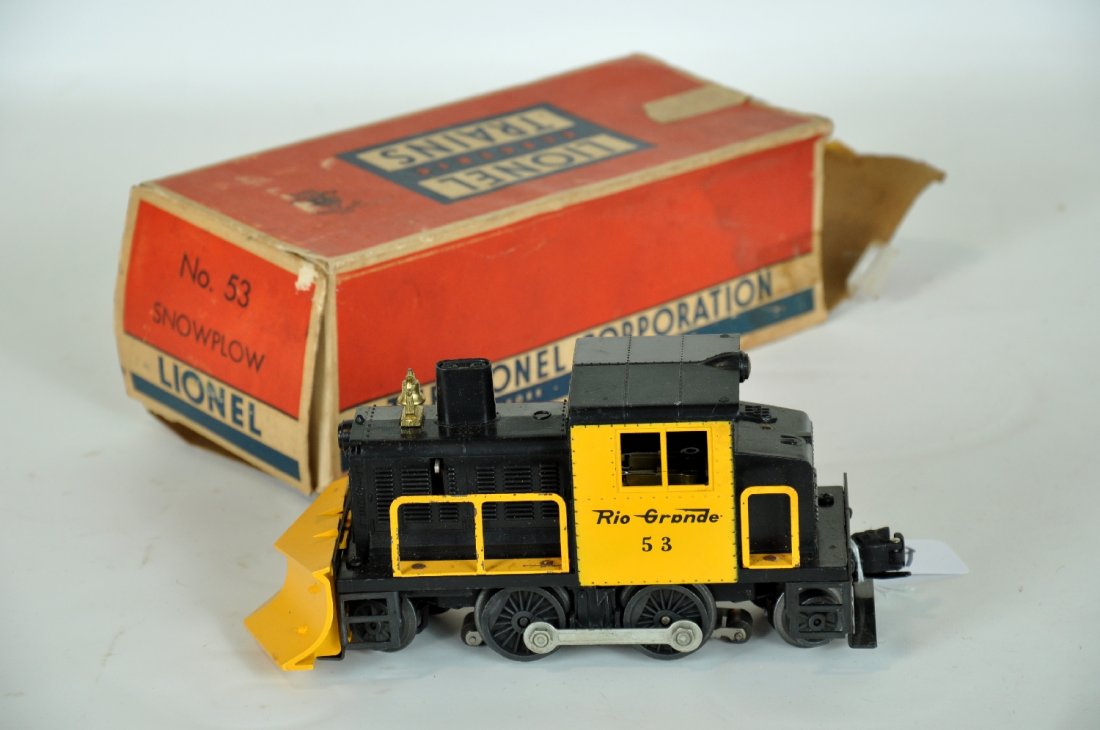 Boxed Lionel 53 RG Snow Plow: Clean body with 1 repaired strut. It shows light to moderate playwear with worn box, appears C6+-7