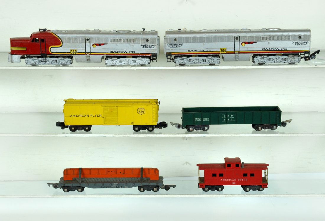 6Pc American Flyer Santa Fe Diesel Set: S Gauge. Includes a 360 & 361 PA Alco AB diesels. Nice original decals over-all with some silver touch-up spots, C5; 631 T&P gondola; 639 painted boxcar; 627 girder car, missing brake wheel top, C5; 6