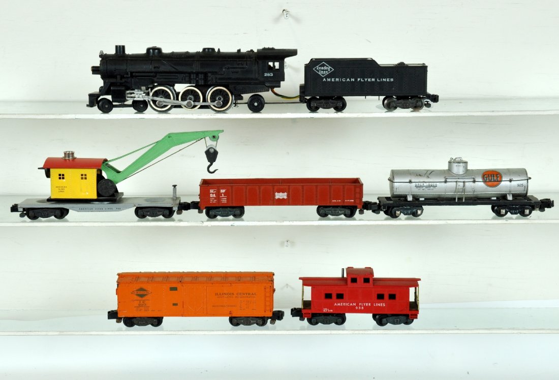 6Pc American Flyer 283 Steam Freight Set: S Gauge. Includes a 283 Pacific with Reading tender; 906 crane; 941 Frisco gondola; 923 IC reefer, C5; 925 Gulf tank car; 938 caboose. Otherwise rest show light to moderate playwear, C7-7+