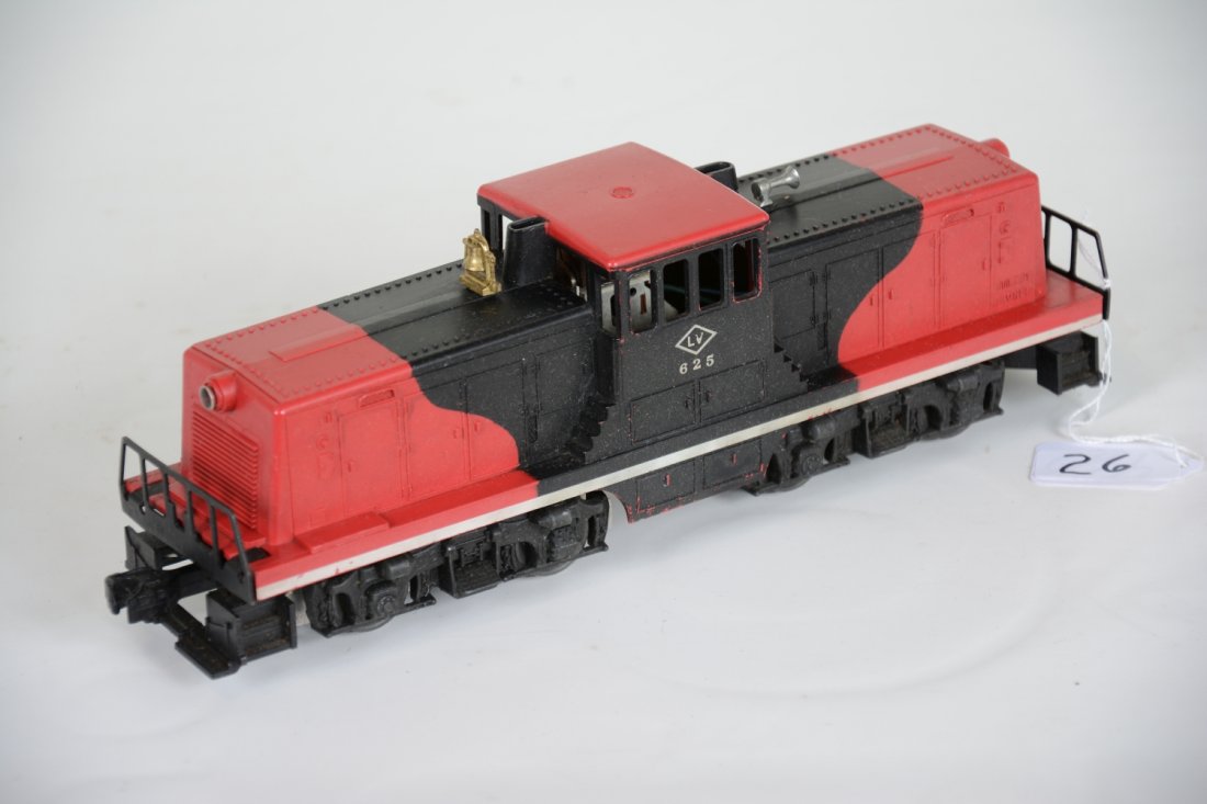 Lionel 625 LV 44 Ton Diesel: Clean, showing moderate playwear and nice stripe, C6