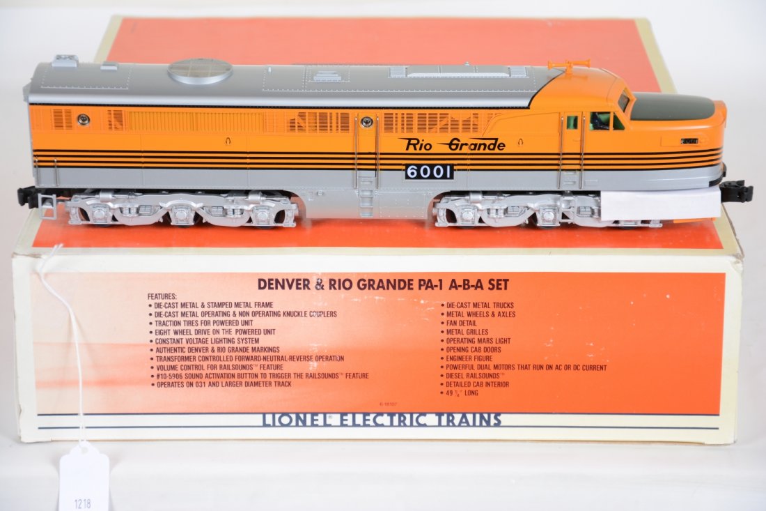 Lionel 18107 D&RGW PA Alco ABA Diesels: Nice set with Dual motor power unit with Diesel RailSounds & matching dummy AB units. They have been test run with setbox, C9+-10