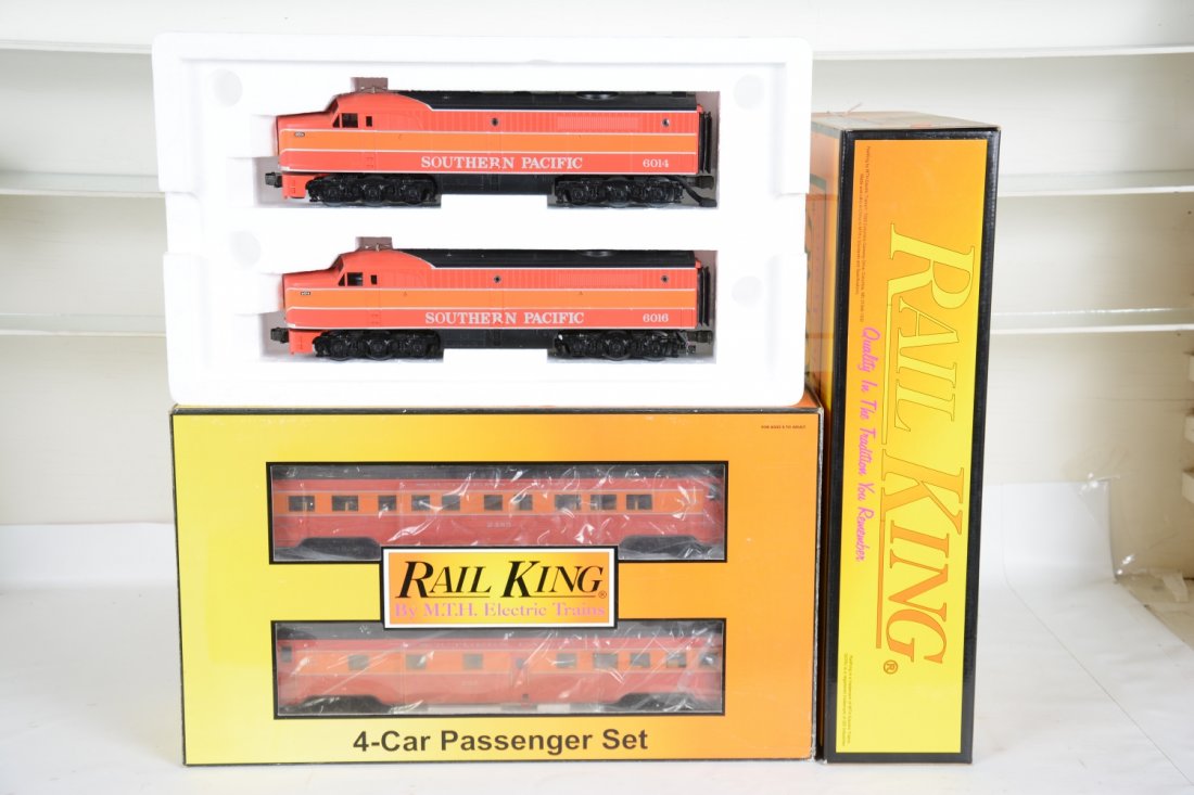 MTH RailKing SP Passenger Set: Includes a 30-2195-0 PA Alco AA diesels with LocoSound; 30-6724 4-car streamline car set. They show light runtime with C9 bodies & boxes.