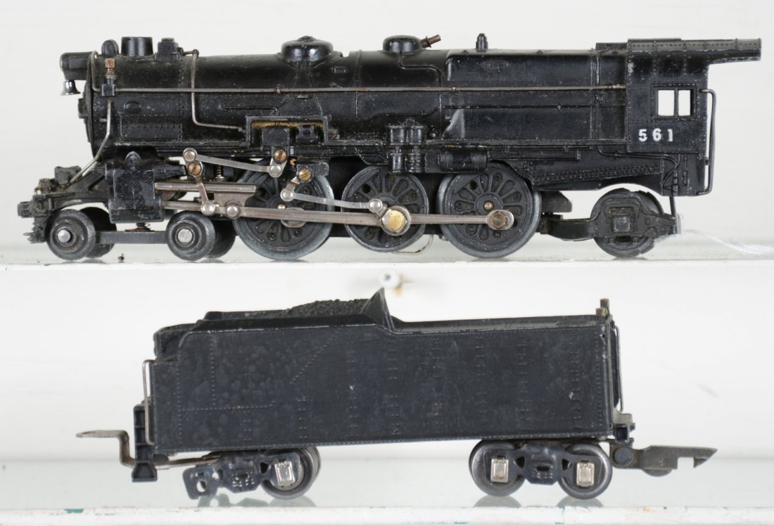 American Flyer 561 PRR Pacific Loco: O Gauge. Clean loco with intact castings and bright rods, wheels turn; 558 tender over-painted, but intact. Shows moderate playwear, C6