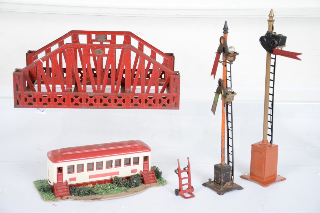 5 Lionel Pre War Accessories: Includes a 157 hand truck; Standard gauge 280 bridge; 80 semaphore, partial resto incomplete; 63 double semaphore; 442 diner with redone base. All C4-5 range.