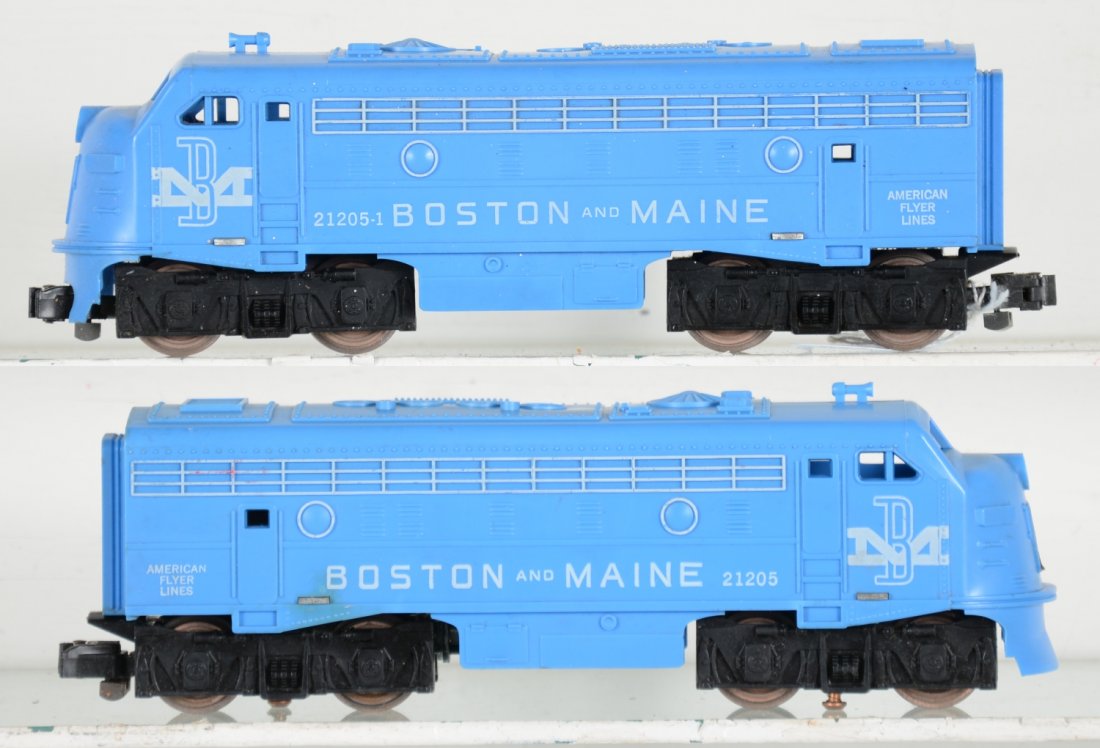 American Flyer 21205 & -1 B&M F9 Diesels: S Gauge. Clean with intact cabs. Dummy is missing its nose sticker. They show light playwear, otherwise C7+