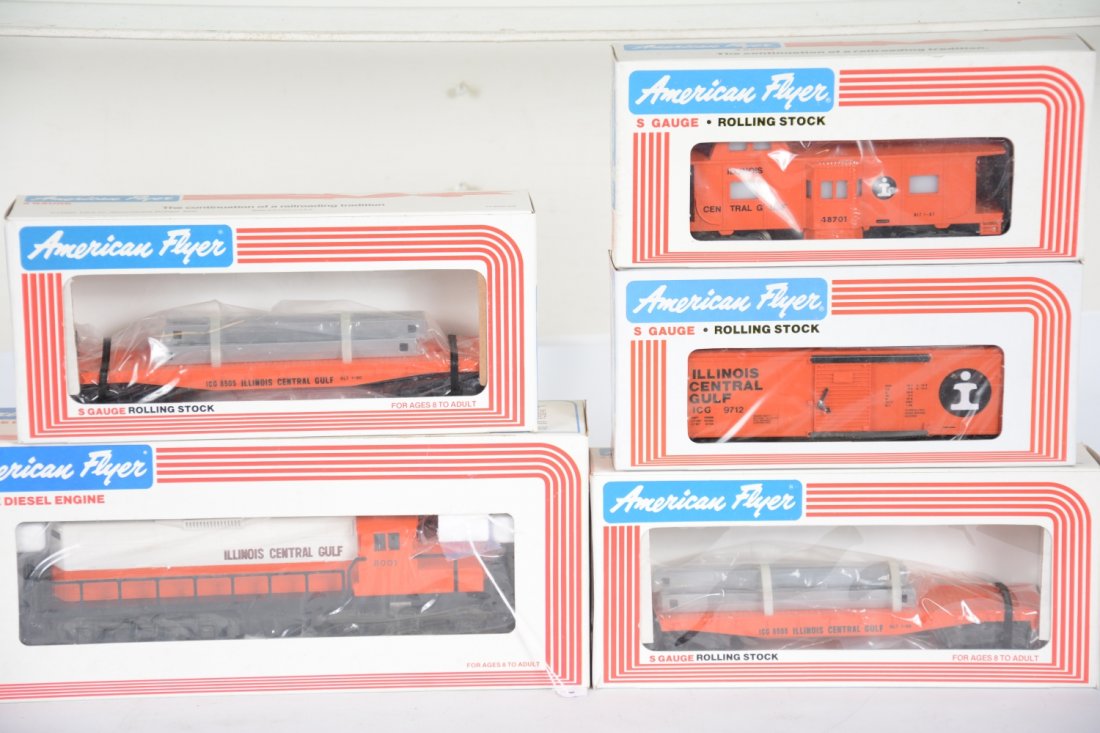 Lionel American Flyer IC Diesel Set: S Gauge. Includes a 48001 IC GP-30 diesel; 2 #48505 bulk head flat cars; 9712 boxcar; 48701 baywindow caboose. All appear unrun with boxes, C10